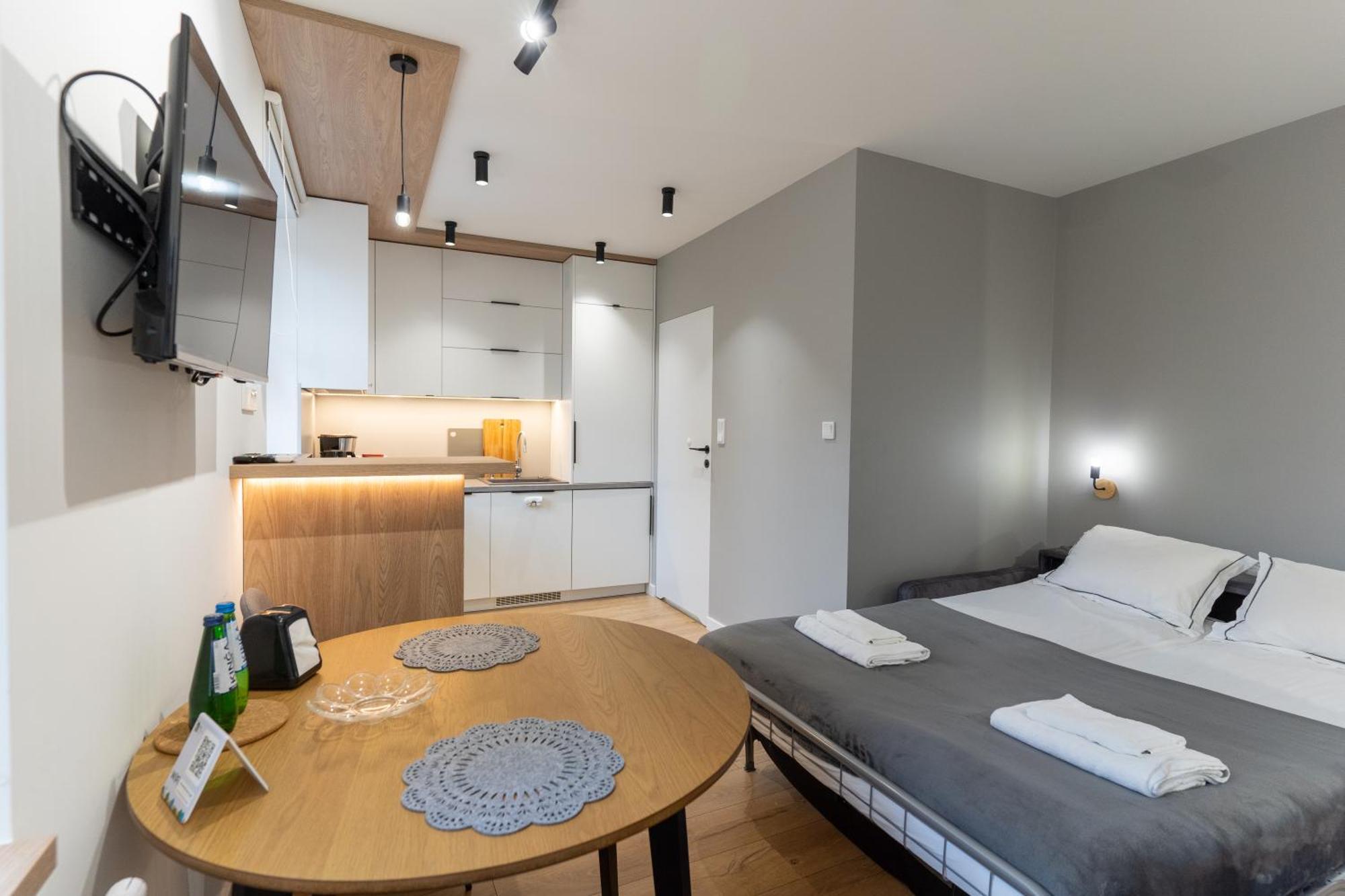 Mn Apartments Home - Wieliczka Town エクステリア 写真